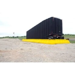 UltraTech 8795 - 61' X 61' X 3' Spill Containment Wall System