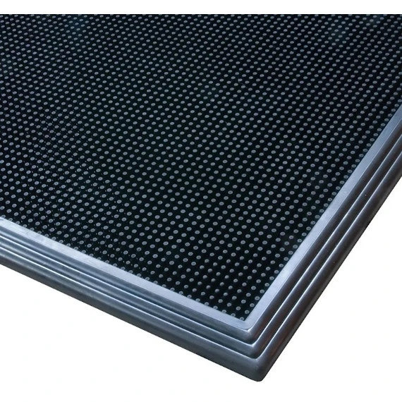 24" X 18" Sani-Trax® Black Rubber Sanitizing Mat - Image 2