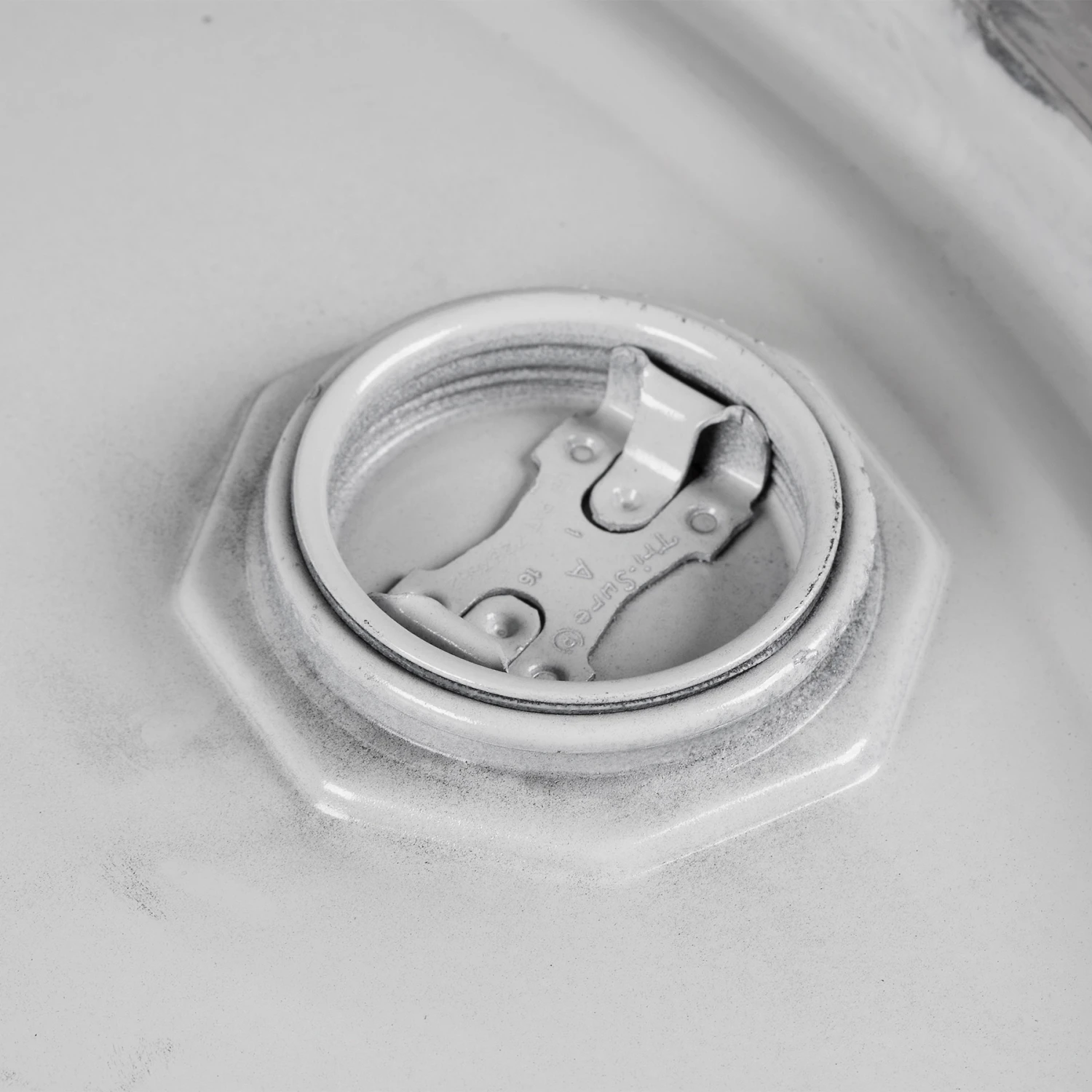 55 Gallon Steel Drum, Black, Reconditioned, UN Rated, Lined, Cover W/Bolt Ring, 2 & 3/4 Fittings - Image 4