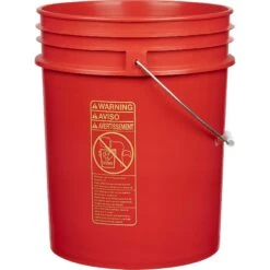 5 Gallon Red Plastic Pail (90 Mil), W/Metal Handle (P7 Series)